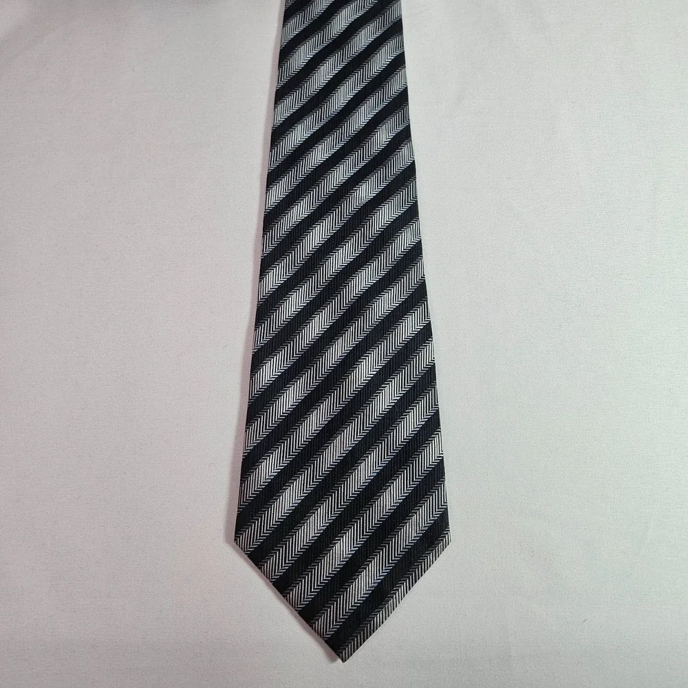 Cezani 100% Silk Hand Made Tie Black‎ Gray Stripes 4